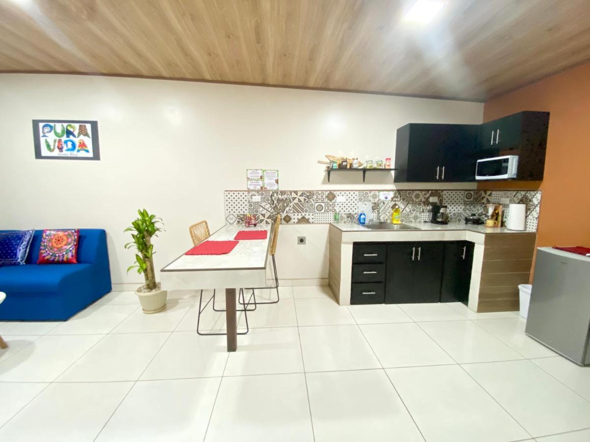 Pura Vida Apartment. 5 Min From Airport Алахуэла Экстерьер фото